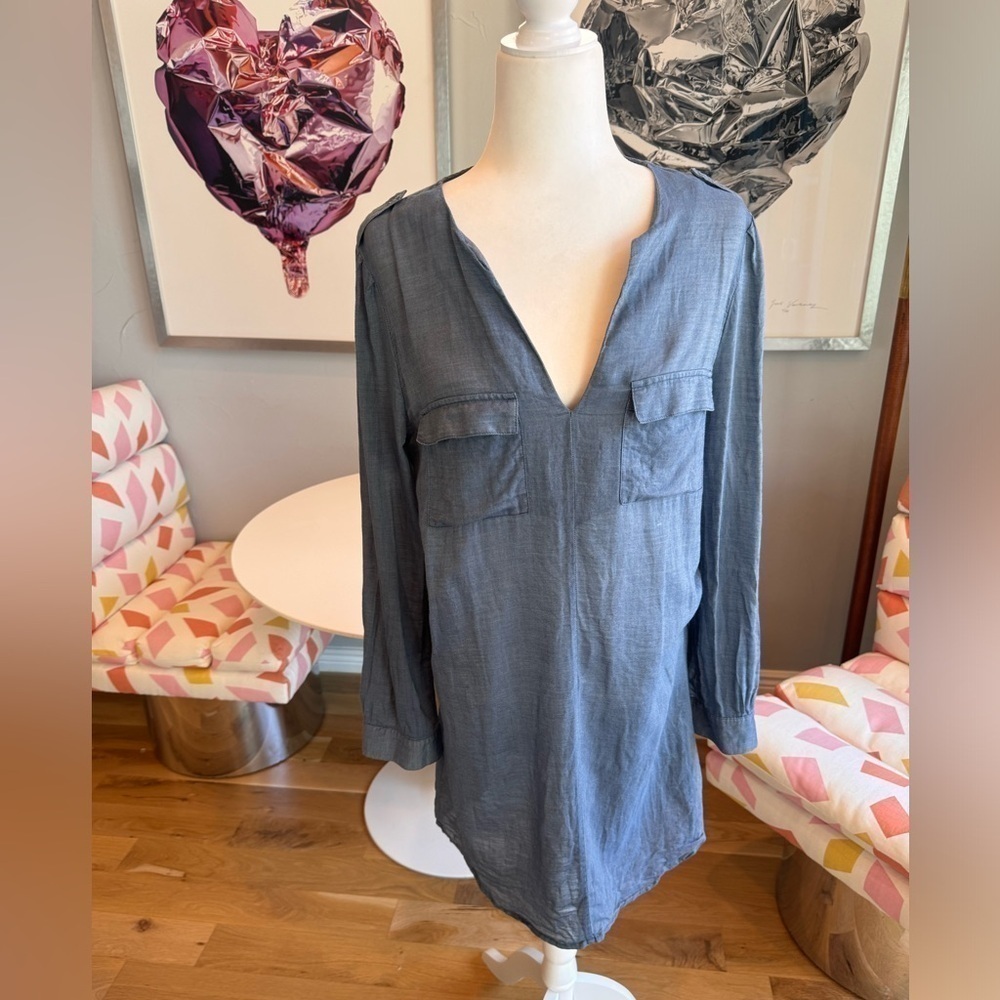 Joie chambray long sleeved dress with front pockets size M